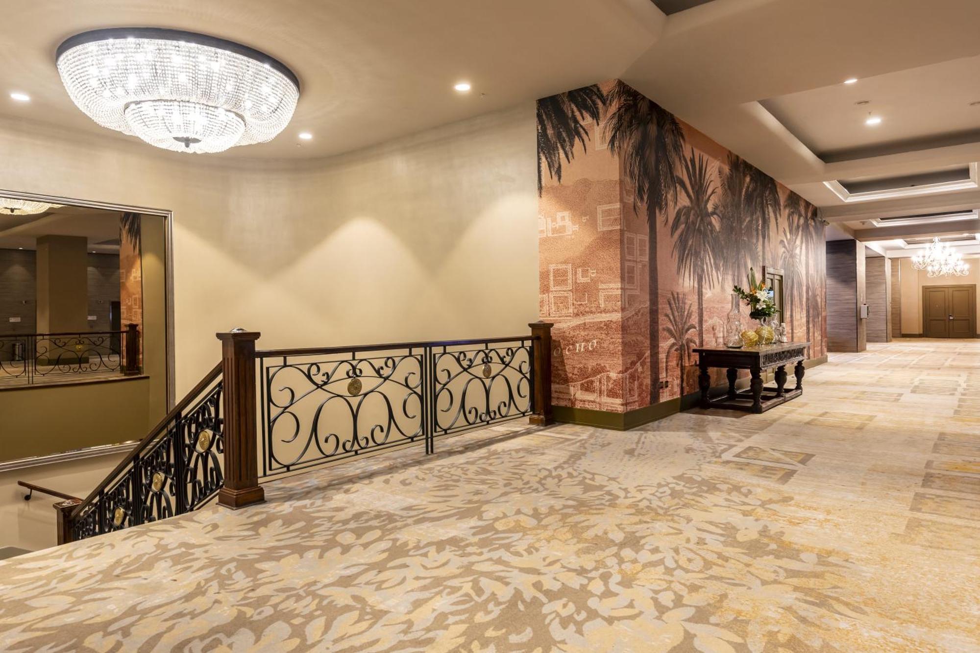 คราวน์ พลาซา ซานติอาโก Hotel ภายนอก รูปภาพ