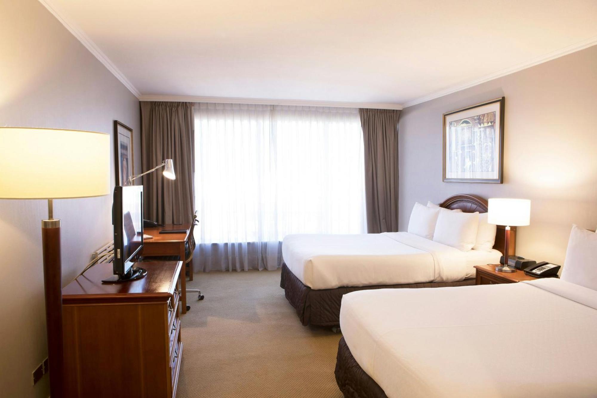 คราวน์ พลาซา ซานติอาโก Hotel ภายนอก รูปภาพ