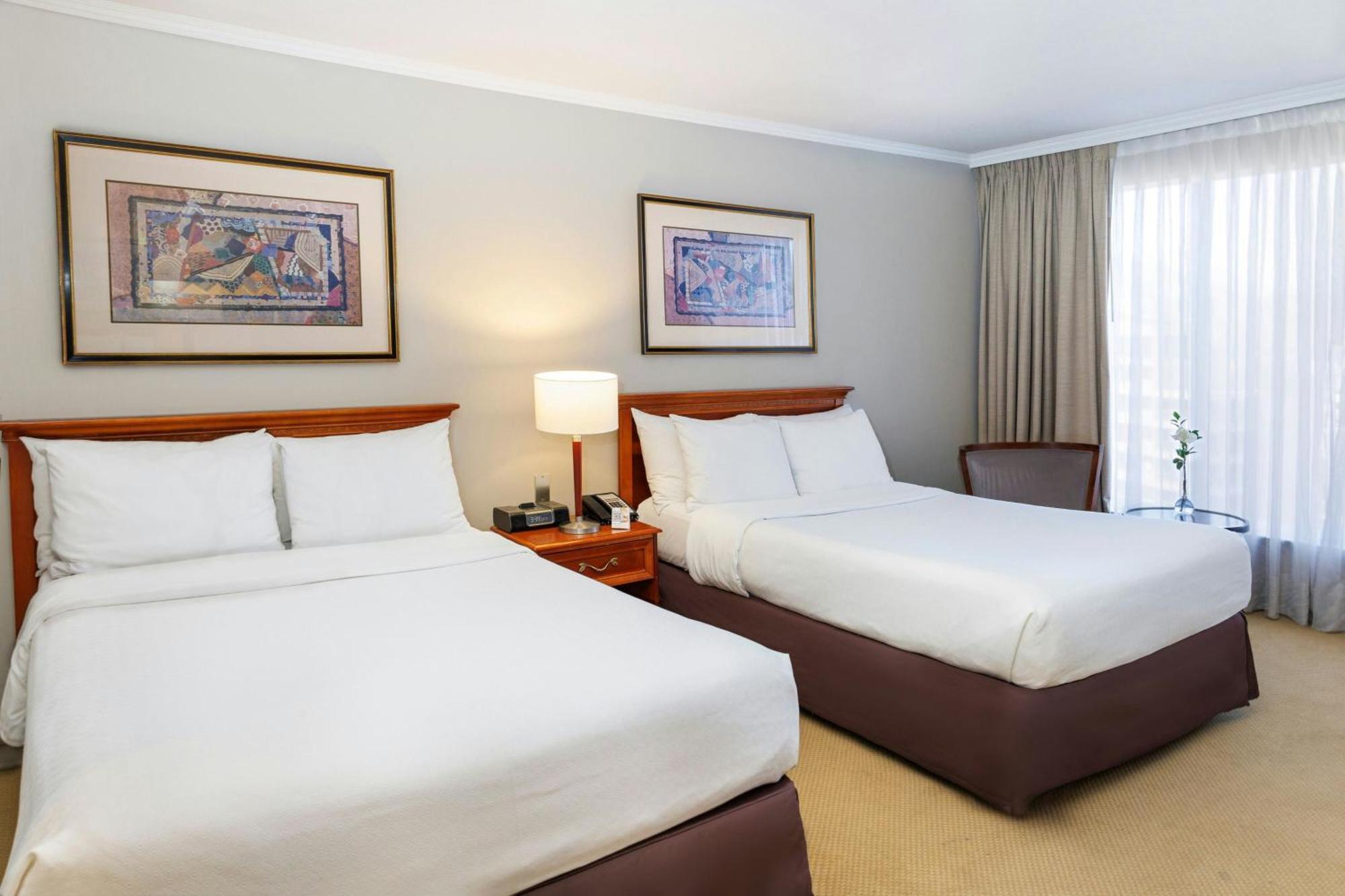 คราวน์ พลาซา ซานติอาโก Hotel ภายนอก รูปภาพ