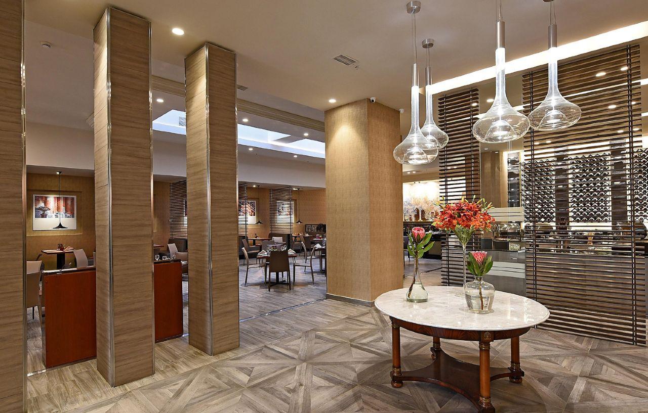 คราวน์ พลาซา ซานติอาโก Hotel ภายนอก รูปภาพ